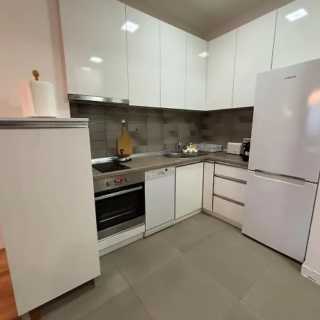 דירה Centre Near Vodno With Garage Parking *